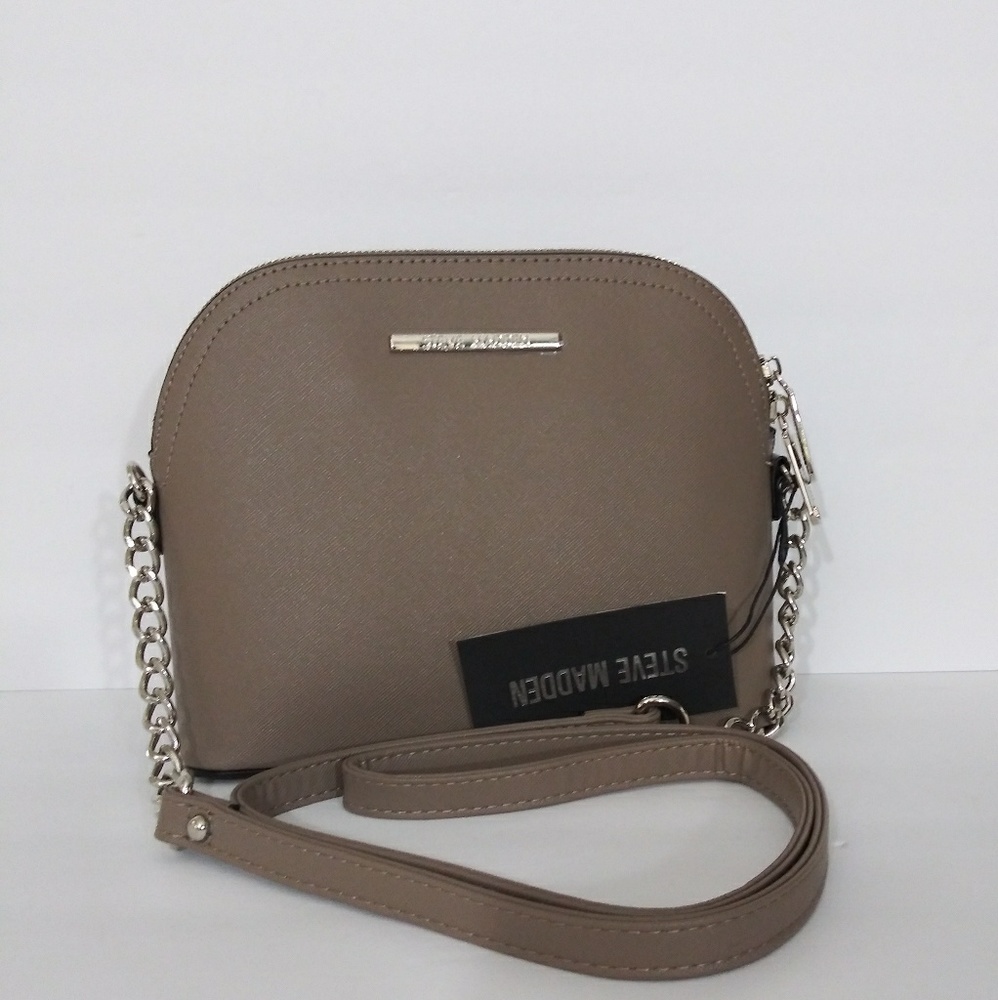 NWT STEVE MADDEN LOGO DOME CROSSBODY BAG
